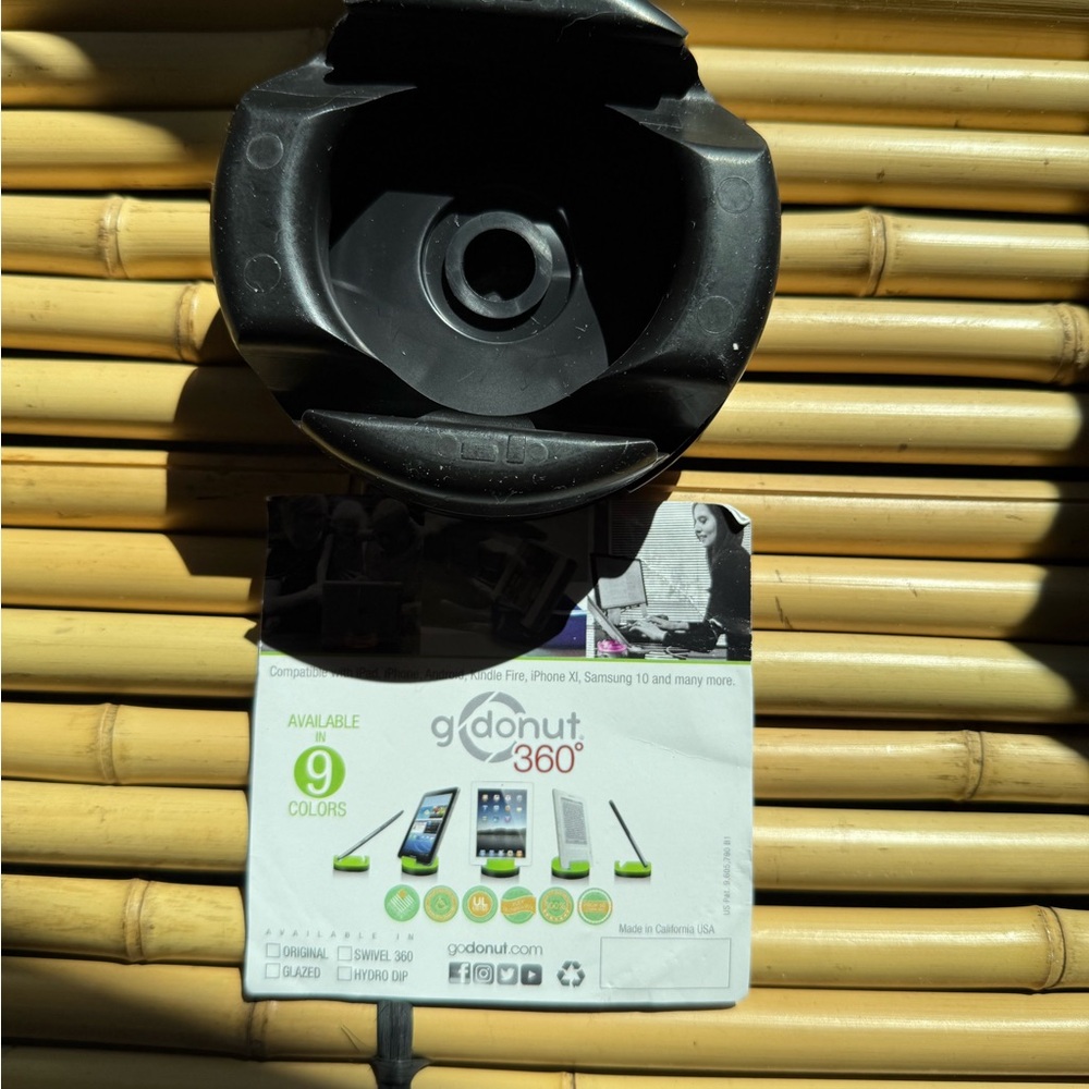 Black GoDonut 360 Phone Holder